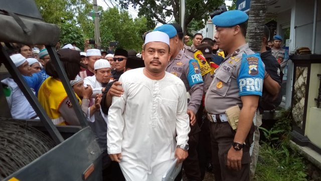 Polisi Tetapkan Status Ketua PA 212 Dalam Kasus Pelanggaran Kampanye