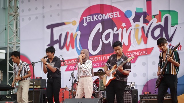 Telkomsel Fun Carnival Beri Keseruan Dari Fun Zumba Hingga Games Belasan Juta Rupiah di Batam