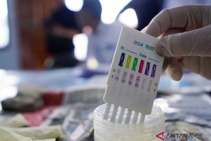 Jokowi Tetapkan Biaya Tes Narkoba Rp 290 Ribu Per Orang