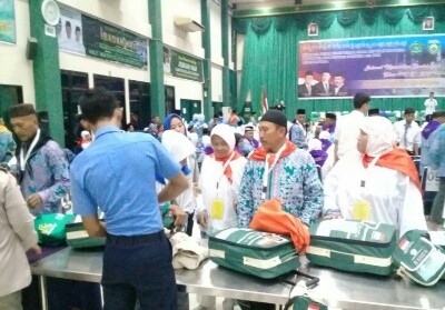 441 Jemaah Calon Haji Riau Kloter 2 Menuju Mekkah dari Embarkasi Batam
