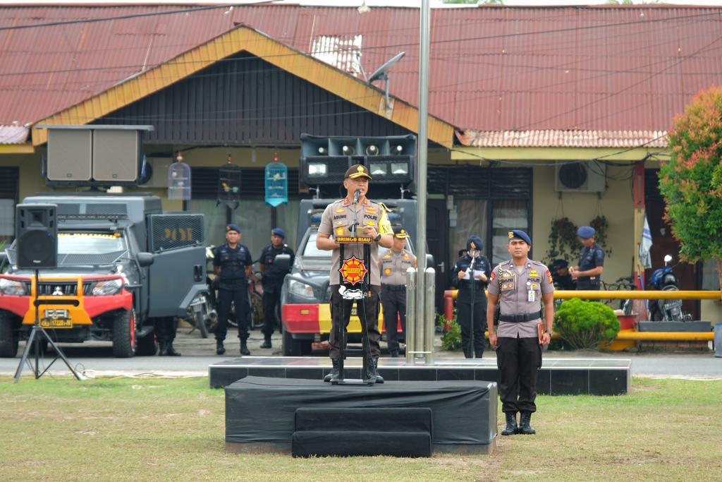 Kapolda Riau Pimpin Apel Kesiapan Operasi Penanganan Covid-19