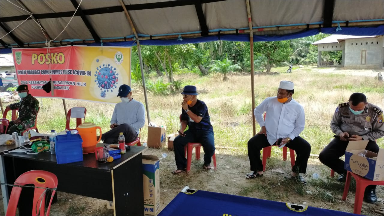 Wabup Rohil Meninjau Posko Tanggap Covid 19, Ini Pesannya untuk Masyarakat