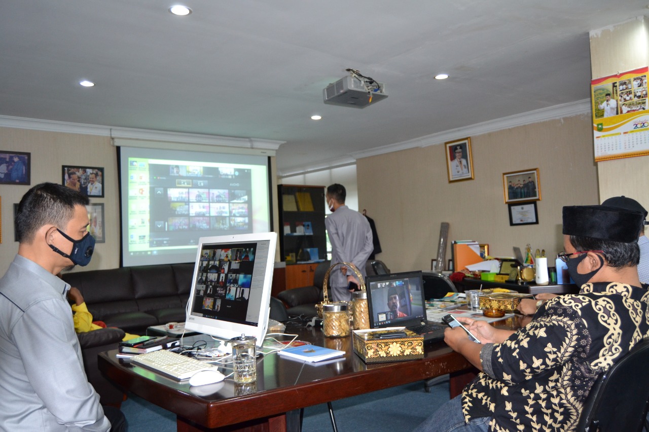 Rakor Virtual PPID se-Riau, Komisi Informasi Himpun Berbagai Persoalan Penanganan Covid-19