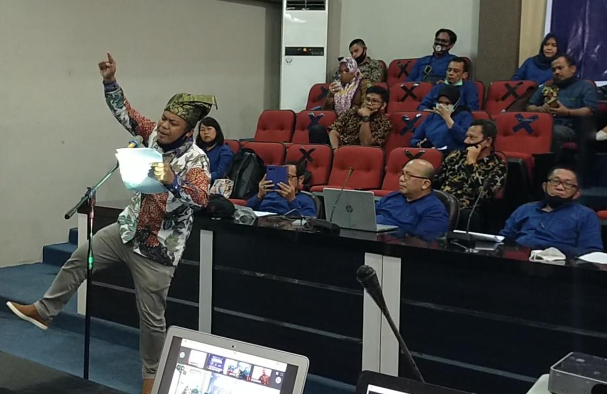 Penulis Puisi Kong x Kong Baca Puisi di Munas JMSI, Aksi Dodi Memukau