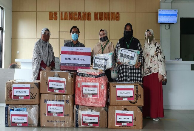 Bantuan APDTelkomsel Jadi Penyemangat Bagi Tenaga Medis di Pekanbaru
