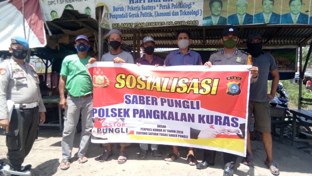 Polsek Pangkalan Kuras Sosialisasikan Saber Pungli