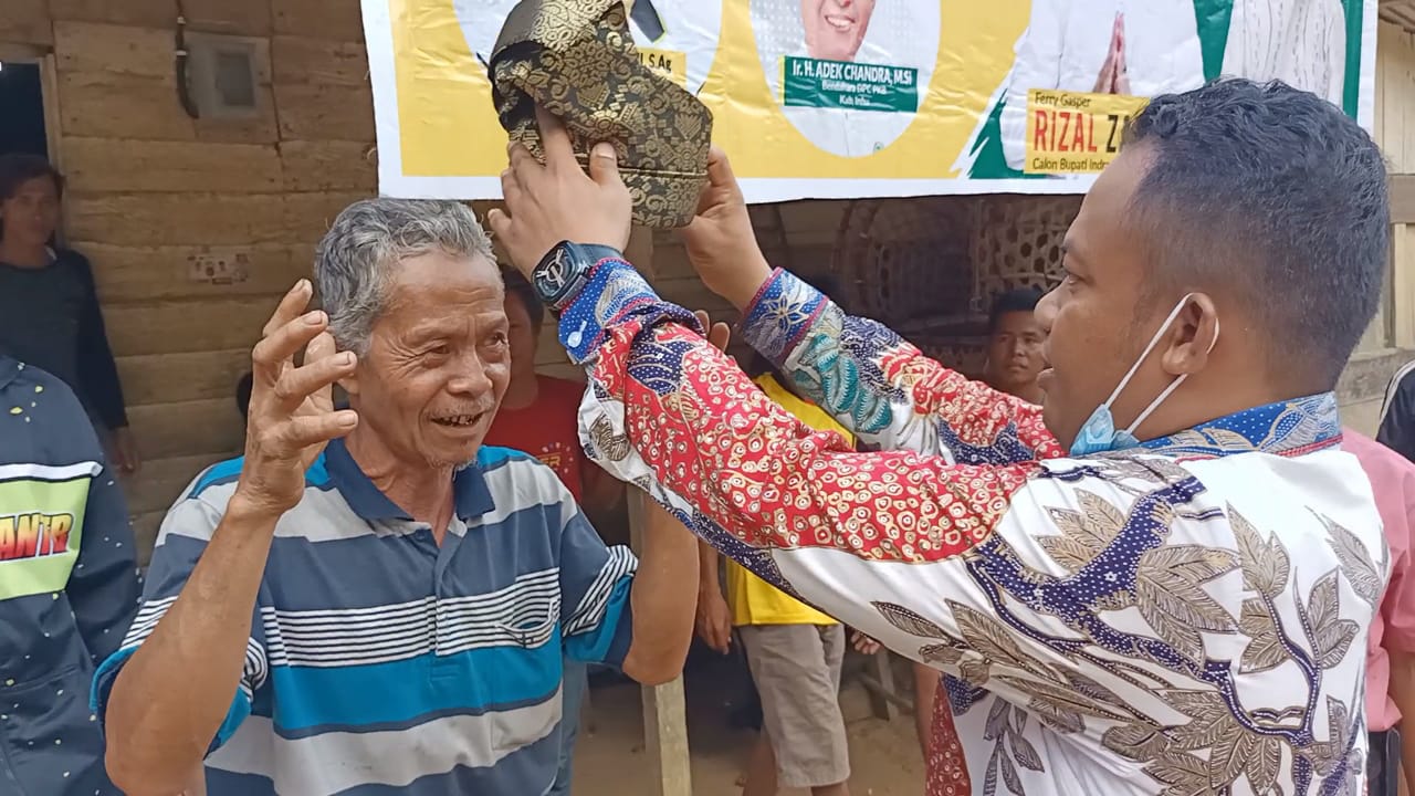 Pilkada Inhu, Mangku Adat Talang Mamak Ajak Coblos Paslon Nomor  5 Yang Pakai Tanjak