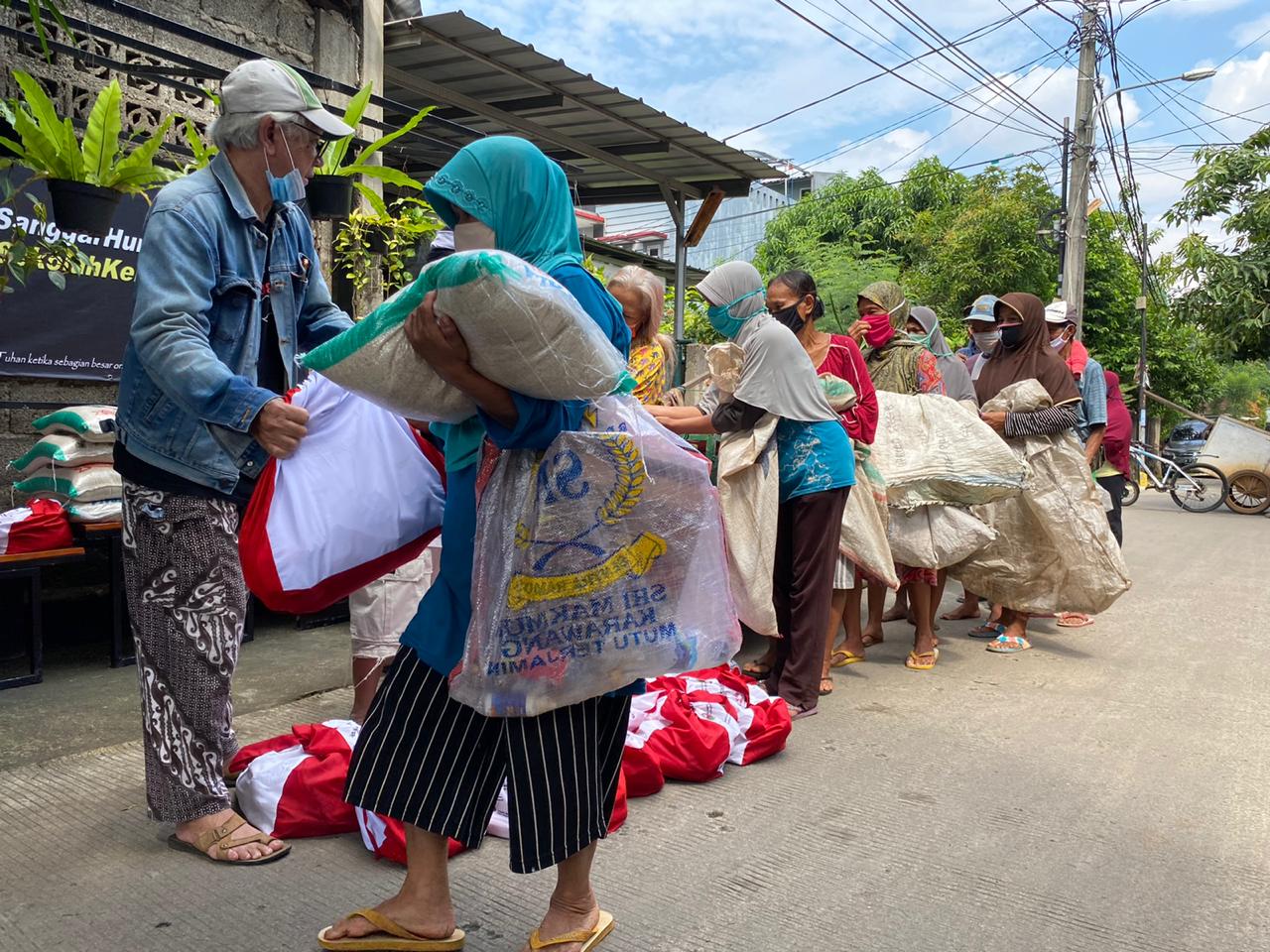 Hadapi Pandemi Covid-19,  Kemensos Pastikan Program Bansos Tidak Terganggu