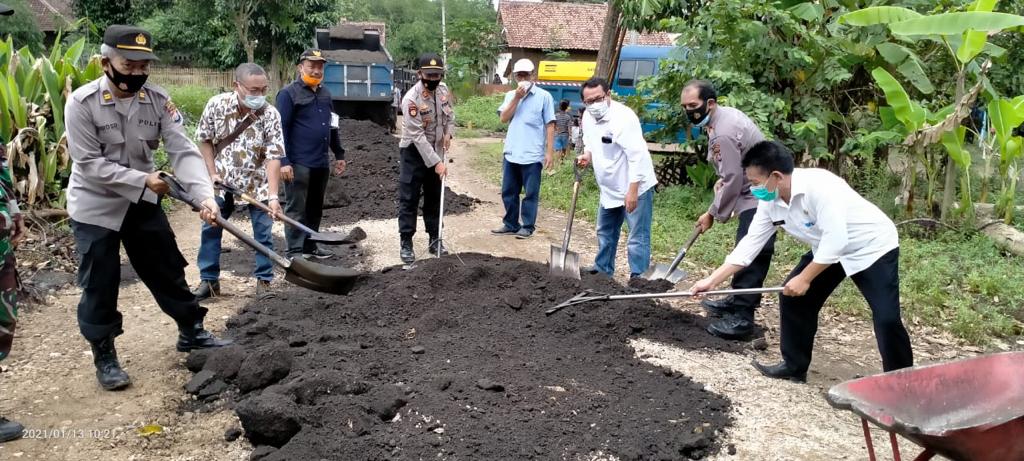 HPN 2021, SMSI  Sumbang Jalan dan Sarana Sanitasi