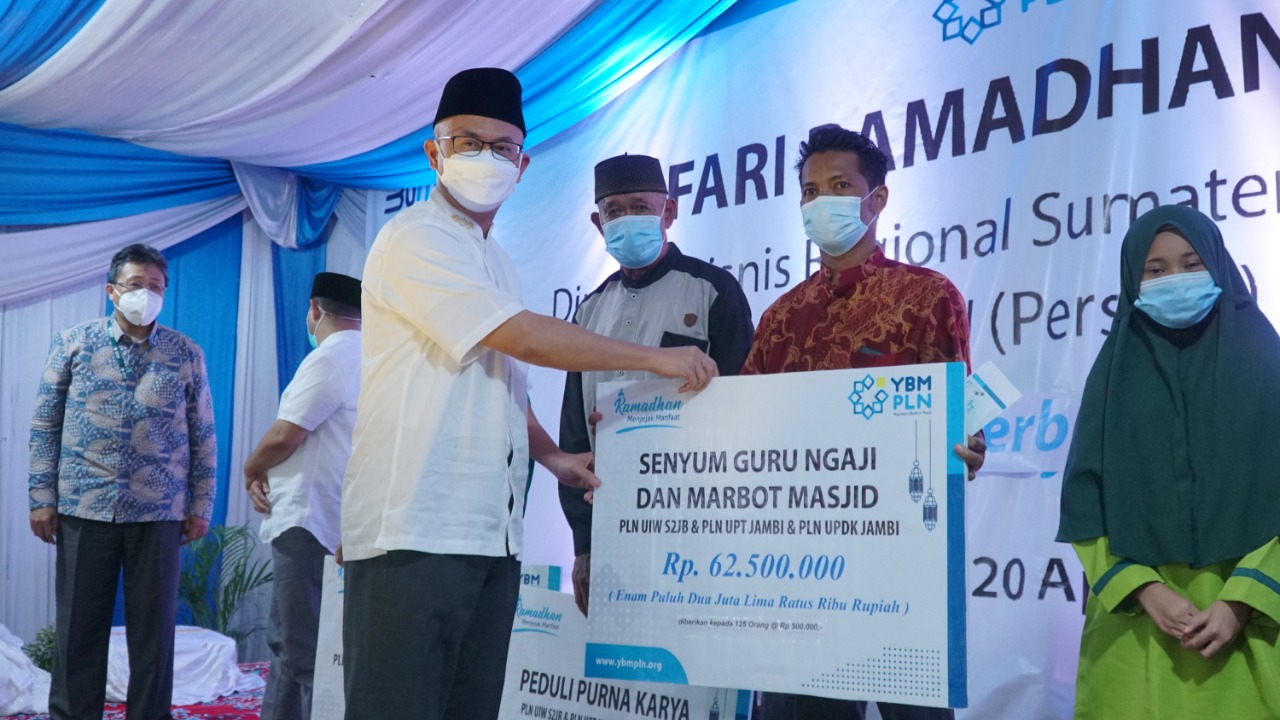 Berkah Ramadan, PLN Salurkan Rp1,15 Milyar untuk Mustahik dan Guru Ngaji