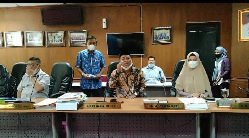 Kesal Kadis Pendidikan Tak Hadiri RDP,  Komisi V DPRD Riau Batalkan Rapat