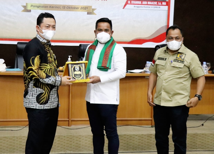 Bupati Pelalawan Terima Kunker Komisi V DPR RI