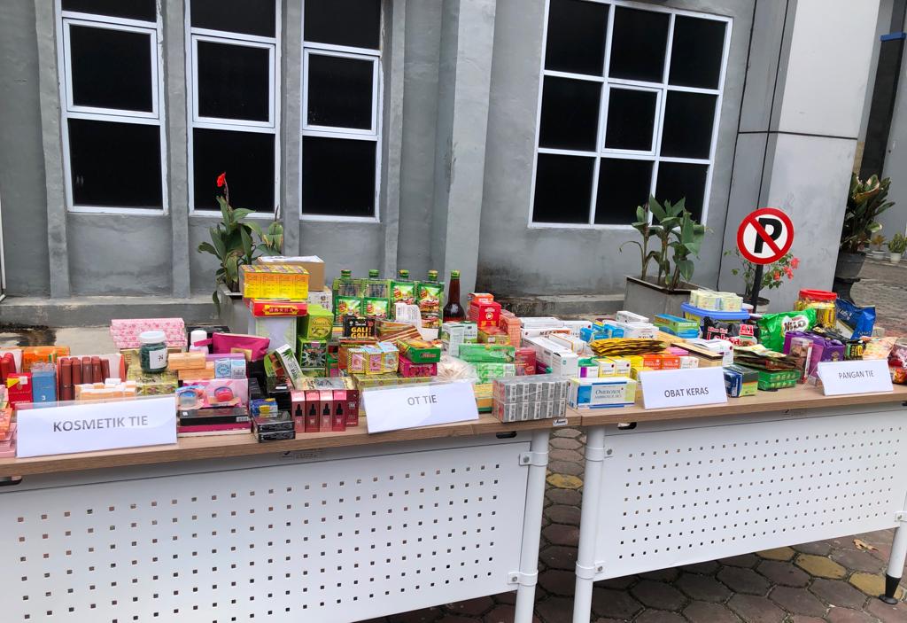 BPOM Himbau Masyarakat Riau Tidak Gunakan Kosmetik Berbahaya Ini, Ada Merek Vaseline dan Maybelline Juga