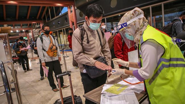 Kemenhub: Syarat Rapid Test di Pesawat Bukan Kewenangan Kami