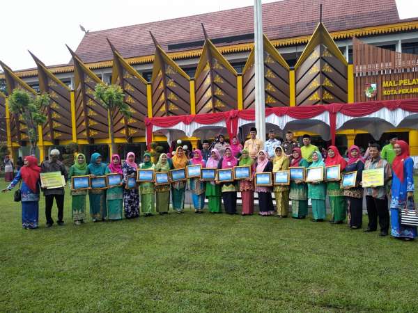 37 Sekolah di Pekanbaru Raih Penghargaan Adiwiyata