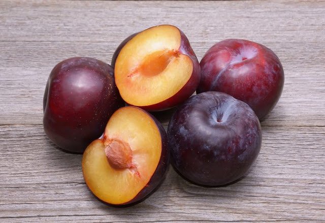 5 Khasiat Buah Plum Untuk Cegah Penyakit