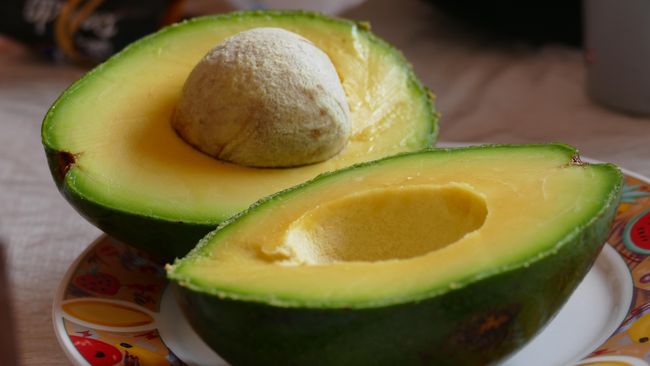 4 Manfaat Buah Alpukat, Baik Untuk Ibu Hamil
