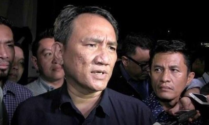 Andi Arief Sindir Kubu Prabowo Yang Permasalahkan Status BUMN