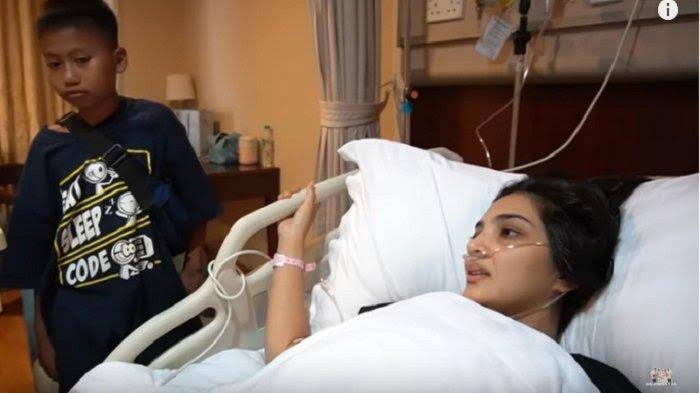 3 Hari Dirawat, Dokter Belum Tau Jenis Penyakit Ashanty