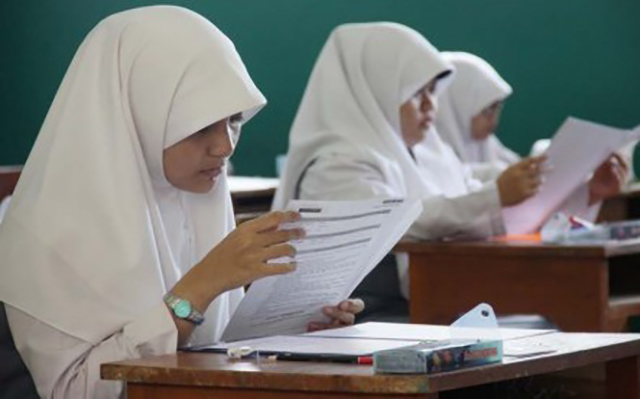 MUI Minta Sekolah Tak Paksa Siswa Non Muslim Berjilbab