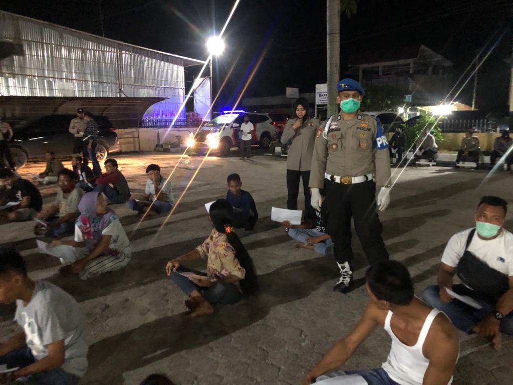 Berkumpul Kumpul Ditengah Pandemi Covid-19, Puluhan Warga Kandis Diamankan Polisi