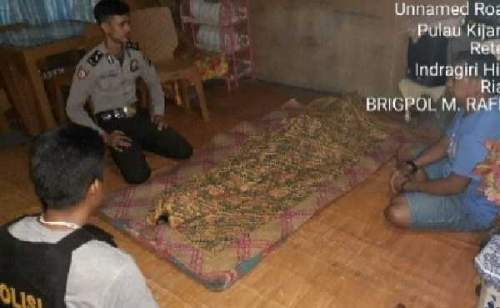 Usai bacok istri hingga tewas, suami di Inhil gantung diri