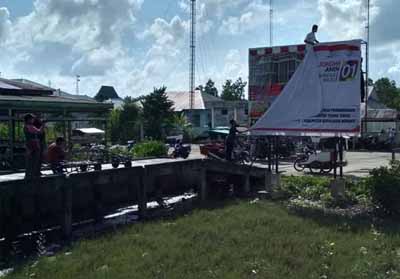  Baliho Jokowi di Selatpanjang Dicopot