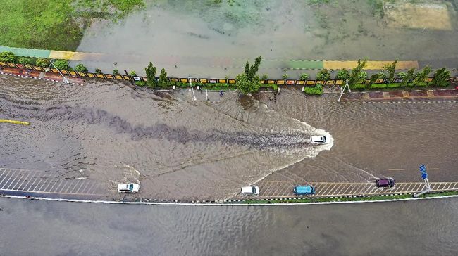 Merek China Kasih Diskon Servis Mobil Korban Banjir