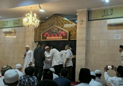 Jelang Pencoblosan, Pendukung Prabowo Gelar Subuh Putih di Sejumlah Masjid