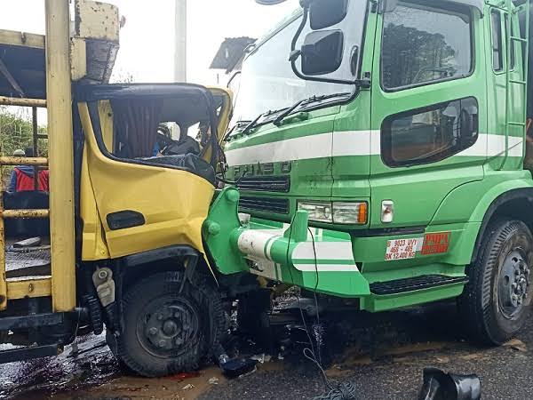 Lakalantas di Jalintim, Dua Penumpang Colt Diesel Meninggal Dunia