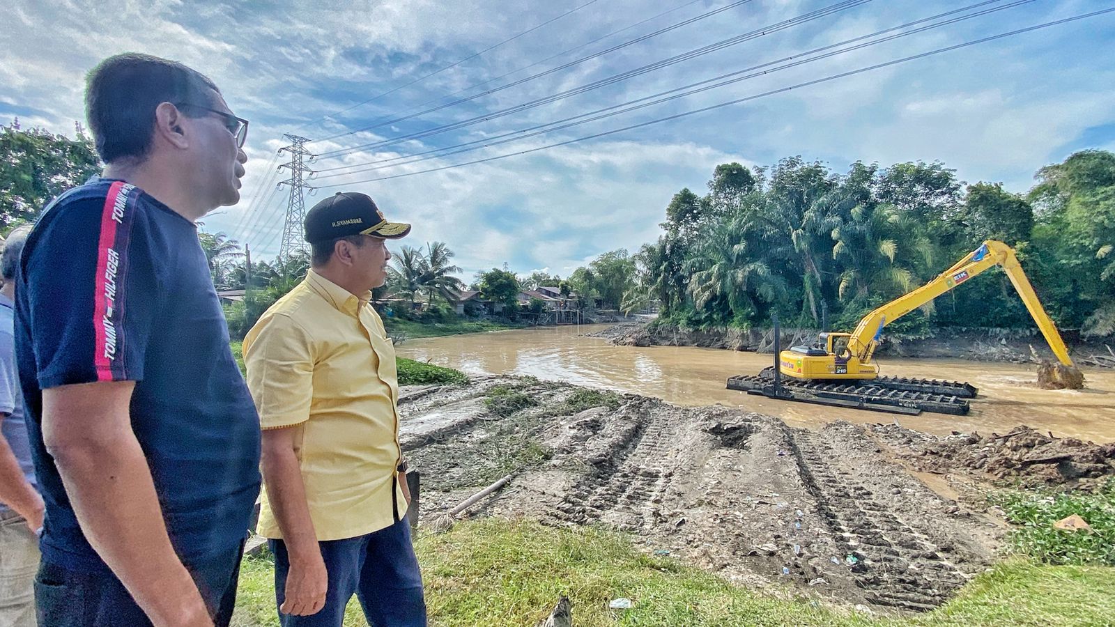 Sungai Dinormalisasi Setelah 15 tahun, Warga Tj Rhu Puji Syamsuar