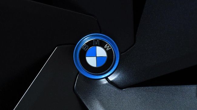Mercedes-Benz Jabat Tangan BMW Demi Teknologi Otonom