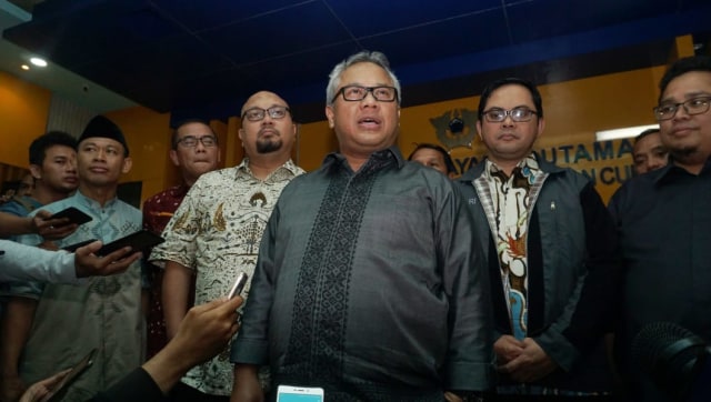 KPU Tepis Hoaks Kicauan Andi Arief soal 7 Kontainer Surat Suara