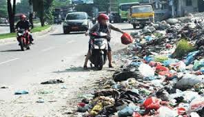 DLHK Pekanbaru Sudah Amankan 25 Warga Buang Sampah Sembarangan