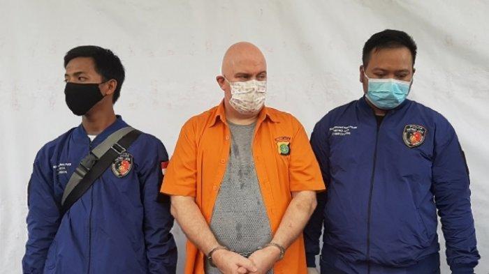 Polisi Masih Dalami Alasan Russ Medlin Pilih Indonesia Jadi Tempat Kabur