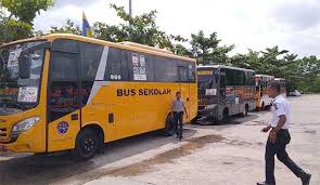 Pemkab Kampar Launching Empat Bus Sekolah Gratis