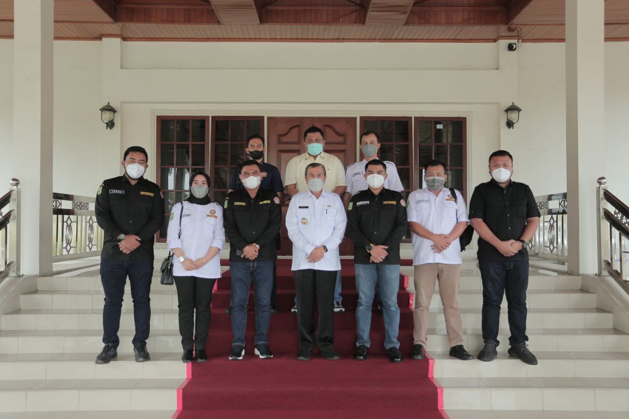 Budayawan Riau Nilai Penghargaan KPK untuk Gubri Syamsuar Patut Diapresiasi
