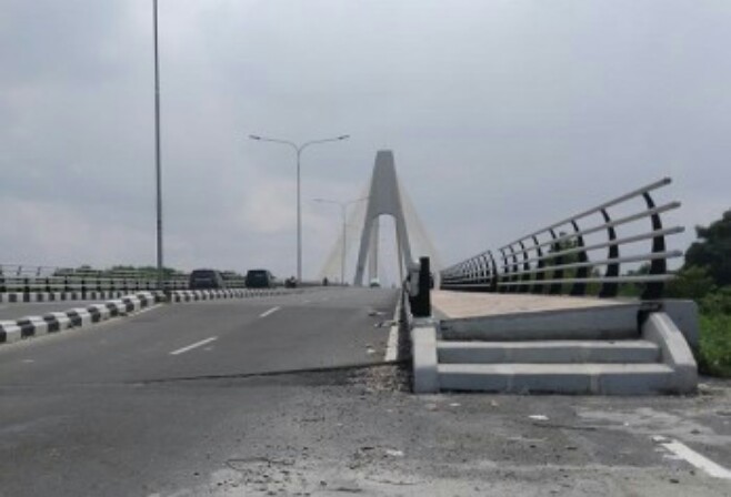 Belum Genap Setahun Diresmikan Jembatan Siak IV Sudah Miring, Ini Kata Kadis PUPR Riau     