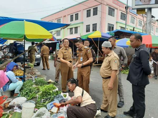 Tim DPP Pekanbaru Data Pedagang di Jalan Agus Salim Jelang Relokasi