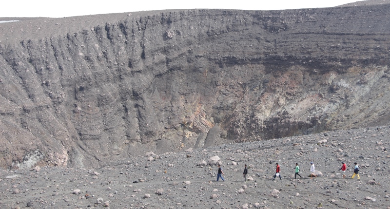 5 Pemuda Hilang di Gunung Marapi Sumbar Saat Perjalanan Turun