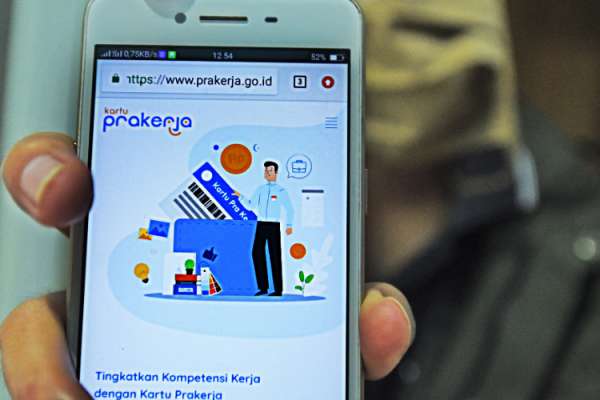 Pemerintah Siapkan KUR Bagi Alumni Kartu Prakerja