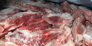  28 Ton Daging Kerbau Beku Asal India Penuhi Kebutuhan Daging di Riau