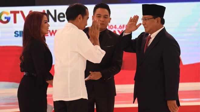 Menguasai Bahan, Denny JA: Jokowi Unggul di Debat Kedua
