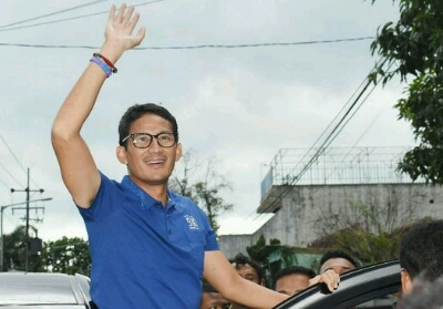 Menteri Banyak Dukung Jokowi, Sandi Minta Relawan Jangan Baper
