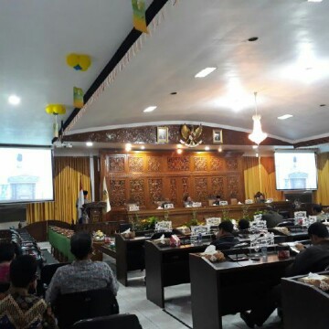 Rencana Perekrutan Dua Ribu Tenaga Honorer Ditolak Fraksi DPRD Kuansing