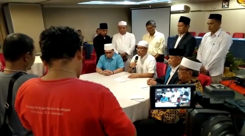 Amien Rais dan Habib Rizieq Ditantang Mubahalah oleh Pendukung Jokowi