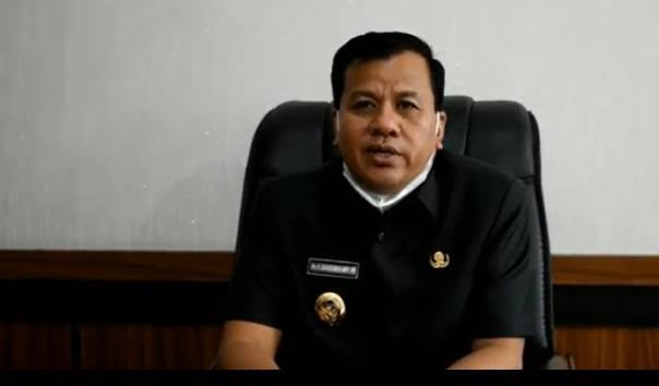 Pasca Penahanan Andi Putra, Gubri Tunjuk Suhardiman Jadi Plt Bupati Kuansing