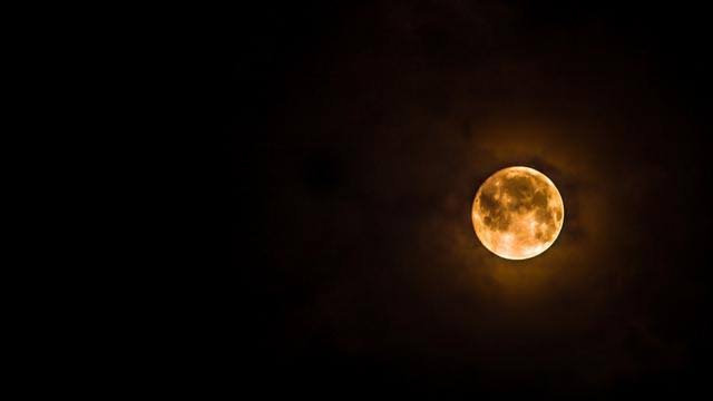 Bisa dengan Mata Telanjang, Ini Cara Menyaksikan Gerhana Bulan Total 26 Mei 2021