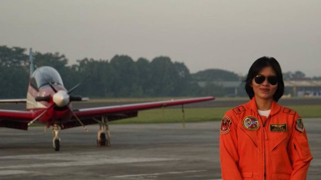  Letda Ajeng, Penerbang Tempur Perempuan Pertama di Indonesia