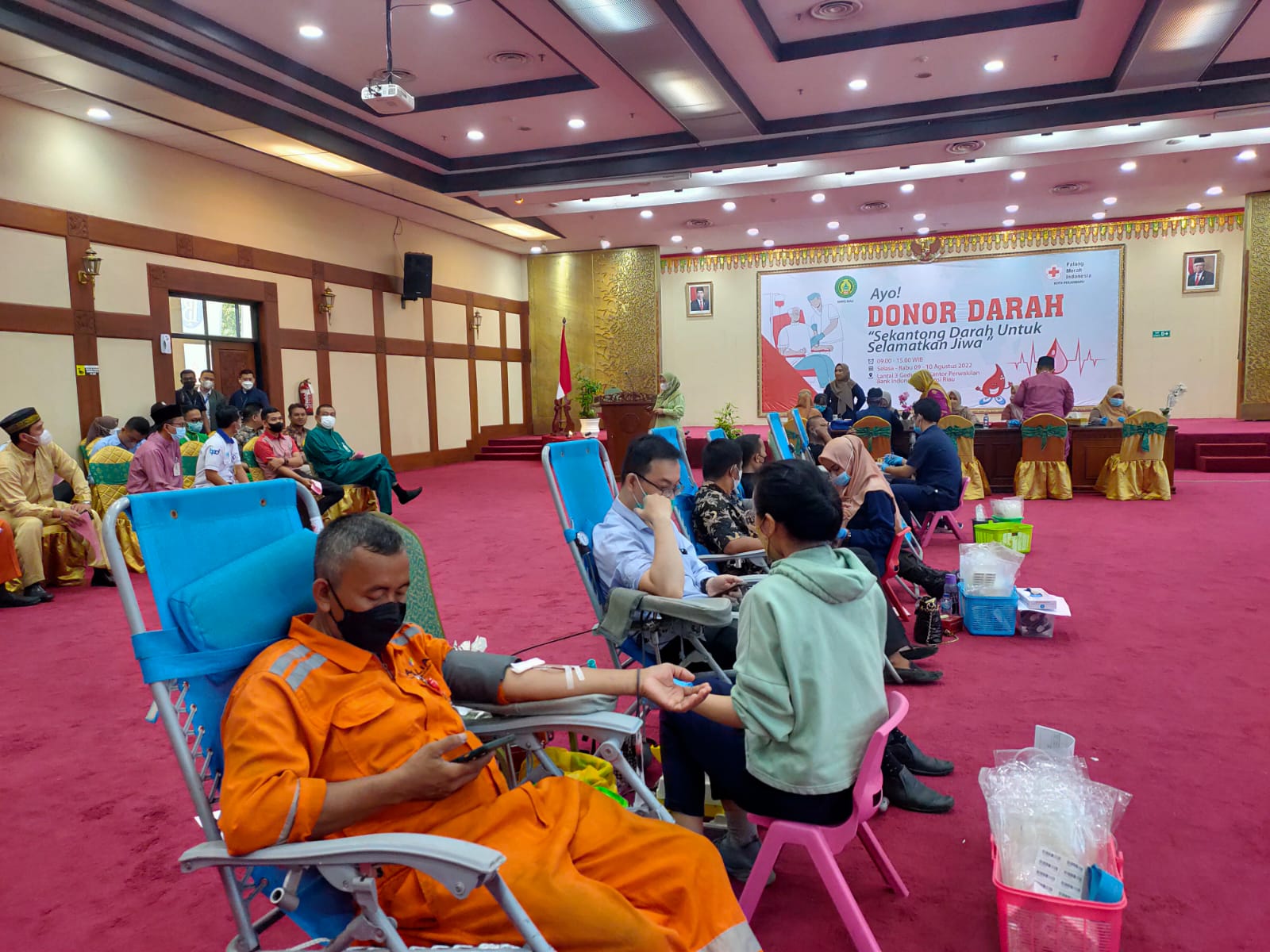 Peduli Sesama, BMPD Riau Gelar Donor Darah Bersama PMI 
